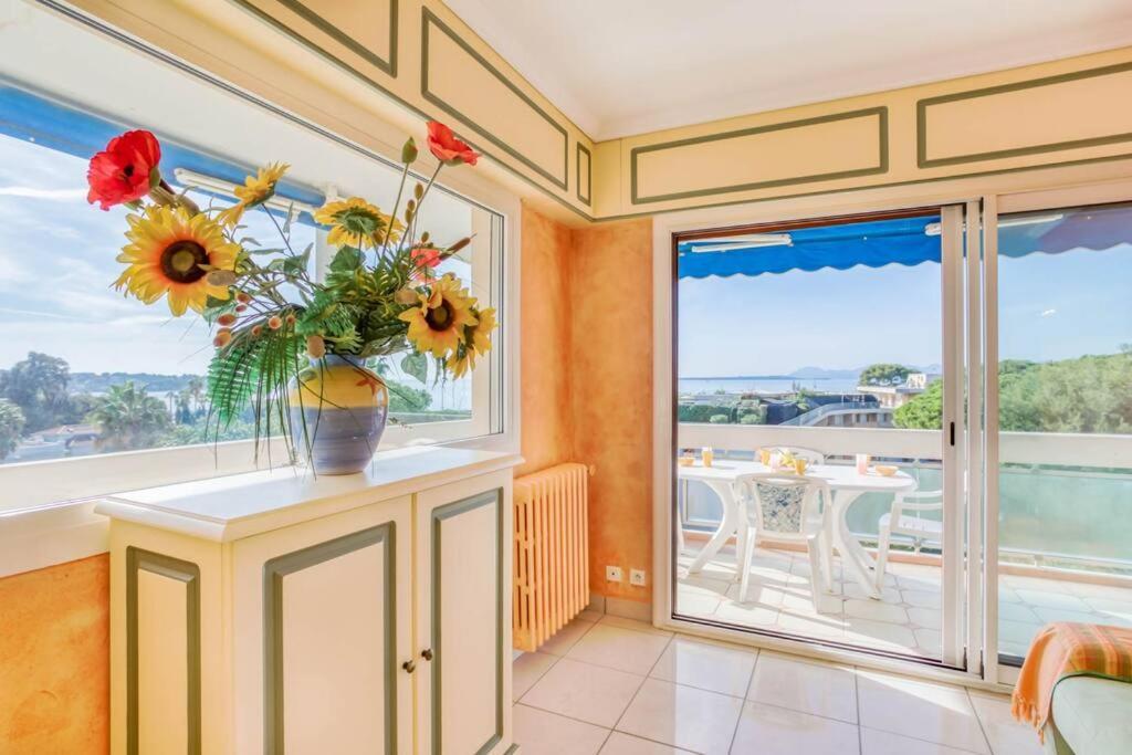 Appartement A6- 2 Bdr Incredible Sea View - Ac, Garage & Terrace à Antibes Extérieur photo