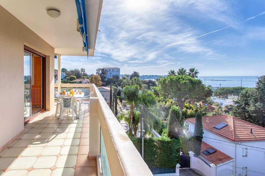 Appartement A6- 2 Bdr Incredible Sea View - Ac, Garage & Terrace à Antibes Extérieur photo