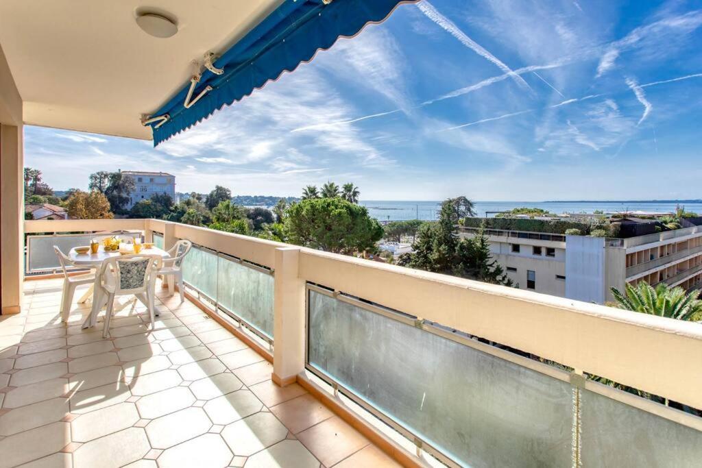 Appartement A6- 2 Bdr Incredible Sea View - Ac, Garage & Terrace à Antibes Extérieur photo
