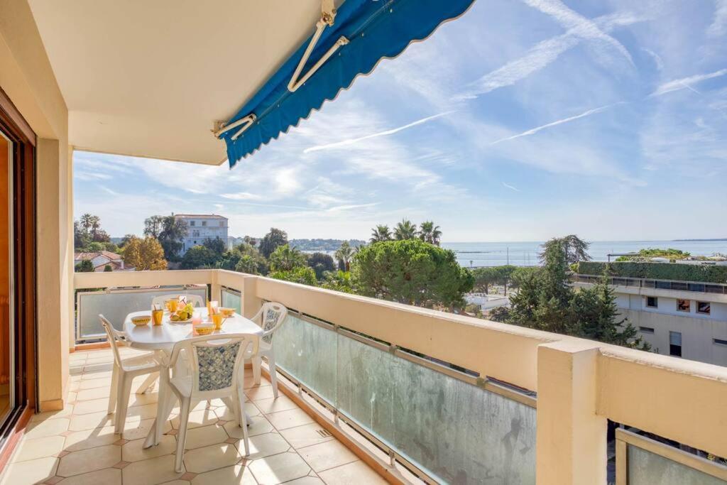 Appartement A6- 2 Bdr Incredible Sea View - Ac, Garage & Terrace à Antibes Extérieur photo