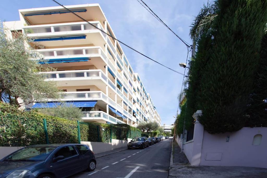 Appartement A6- 2 Bdr Incredible Sea View - Ac, Garage & Terrace à Antibes Extérieur photo